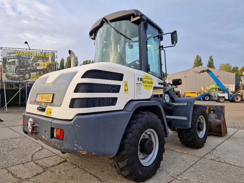 Yanmar / Terex TL80 met NL kenteken very low hours! - اللودر بعجل: صورة 4 Yanmar / Terex TL80 met NL kenteken very low hours! - اللودر بعجل: صورة 4