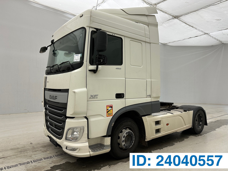 DAF XF 460 Space Cab - رأس تريلا: صورة 1 DAF XF 460 Space Cab - رأس تريلا: صورة 1