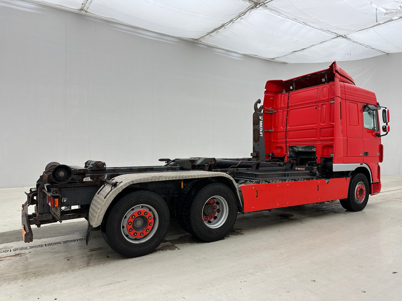 DAF XF105.410 Space Cab* - شاحنة برافعة خطافية: صورة 5 DAF XF105.410 Space Cab* - شاحنة برافعة خطافية: صورة 5