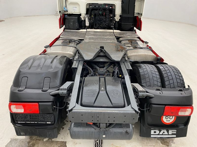 DAF XF105.530 Super Space Cab* - مقطورة السحب: صورة 5 DAF XF105.530 Super Space Cab* - مقطورة السحب: صورة 5