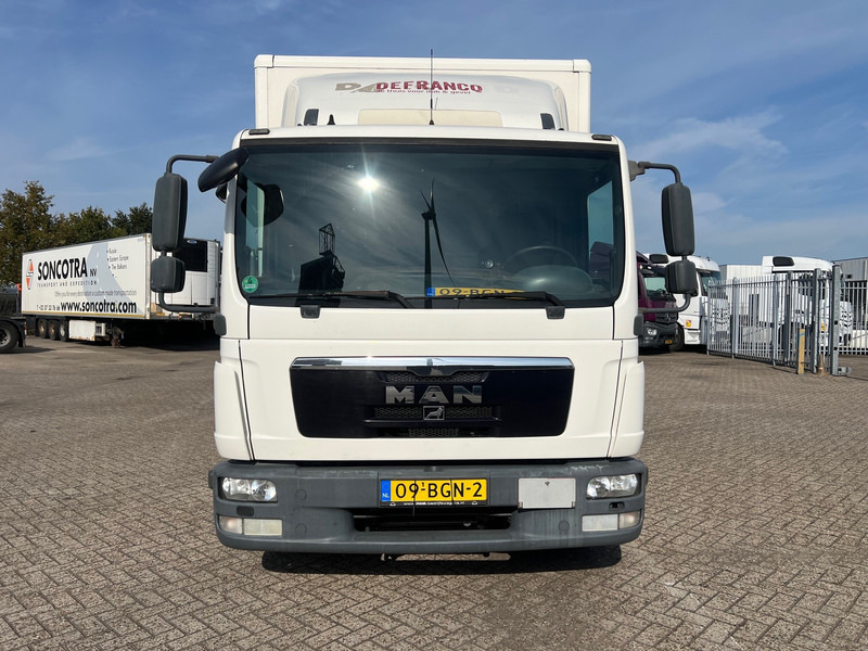 MAN TGL8.180 - شاحنة صندوقية: صورة 2 MAN TGL8.180 - شاحنة صندوقية: صورة 2