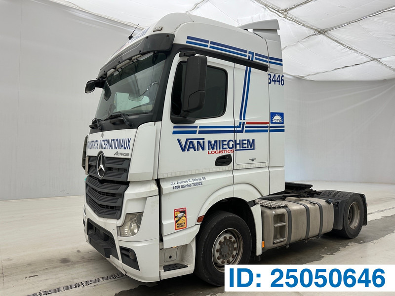 Mercedes-Benz Actros 1842 - مقطورة السحب: صورة 1 Mercedes-Benz Actros 1842 - مقطورة السحب: صورة 1