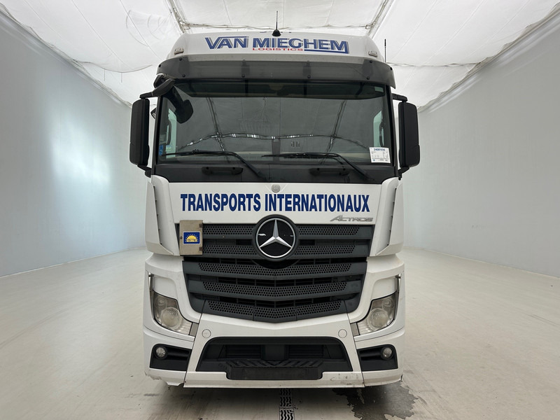 Mercedes-Benz Actros 1842 - مقطورة السحب: صورة 2 Mercedes-Benz Actros 1842 - مقطورة السحب: صورة 2