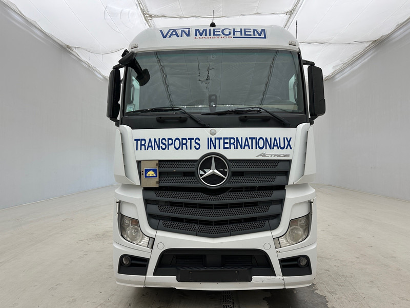 Mercedes-Benz Actros 1842 - مقطورة السحب: صورة 2 Mercedes-Benz Actros 1842 - مقطورة السحب: صورة 2