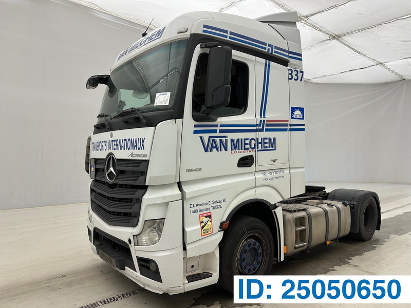 Mercedes-Benz Actros 1842 - مقطورة السحب: صورة 1 Mercedes-Benz Actros 1842 - مقطورة السحب: صورة 1