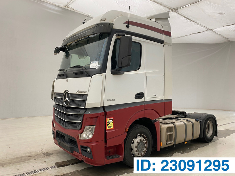 Mercedes-Benz Actros 1942 - رأس تريلا: صورة 1 Mercedes-Benz Actros 1942 - رأس تريلا: صورة 1