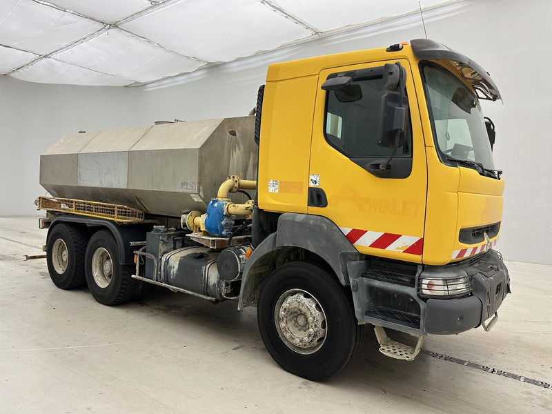 Renault Kerax 380 - 6x4 - شاحنة صهريج: صورة 3 Renault Kerax 380 - 6x4 - شاحنة صهريج: صورة 3