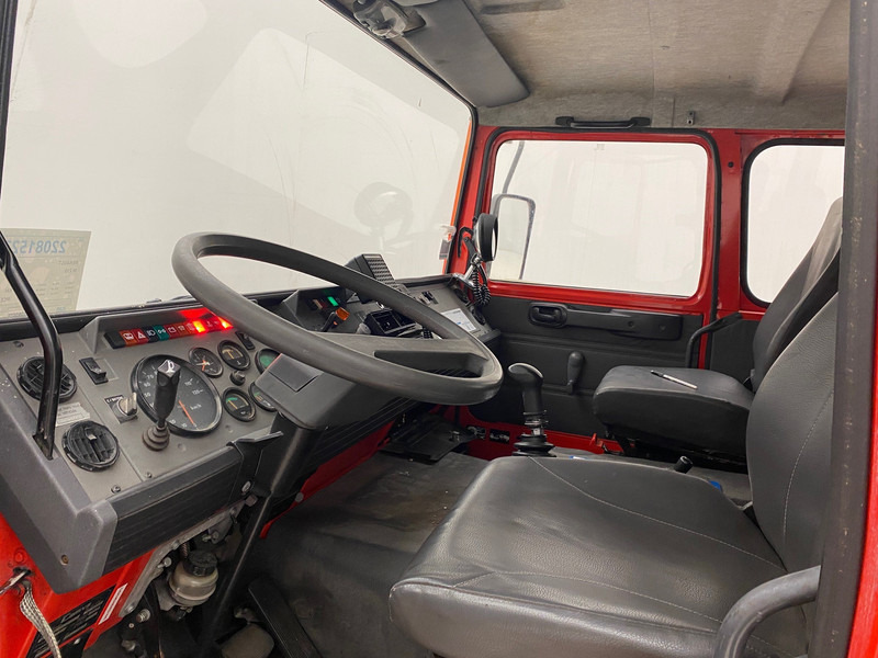 شاحنة حريق Renault M 210: صورة 16