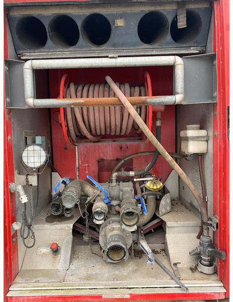 شاحنة حريق Renault M 210: صورة 10