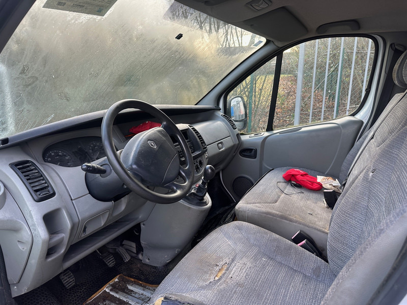 Renault Trafic - no clutch* - فان: صورة 3 Renault Trafic - no clutch* - فان: صورة 3