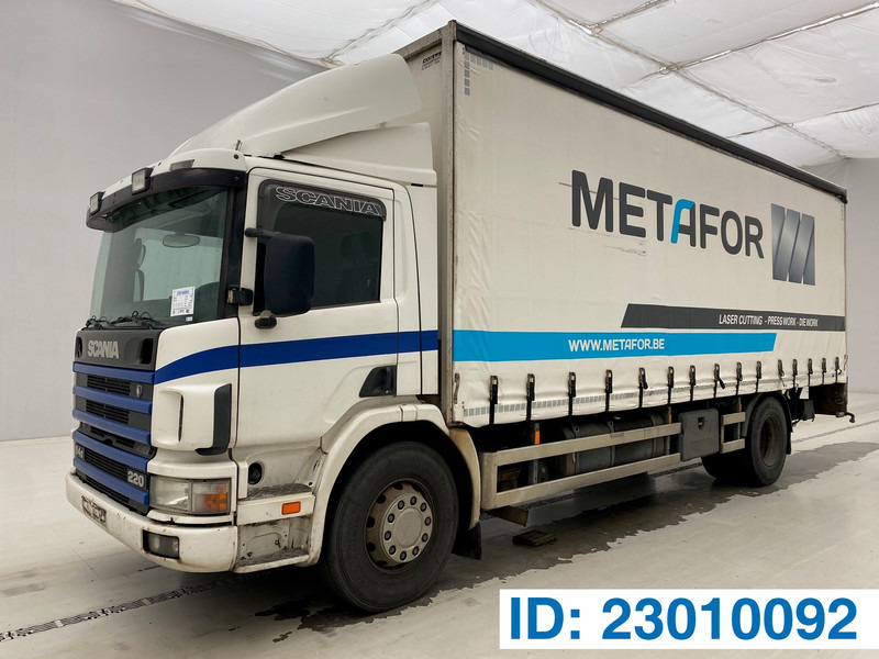 Scania P94.220 - شاحنة ذات ستائر جانبية: صورة 1 Scania P94.220 - شاحنة ذات ستائر جانبية: صورة 1