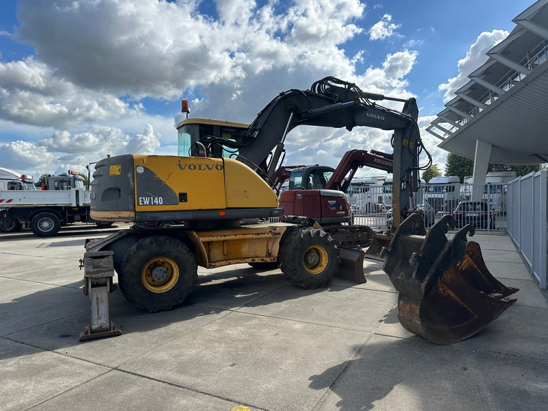 Volvo EW140 - حفار ذو عجلات: صورة 5 Volvo EW140 - حفار ذو عجلات: صورة 5