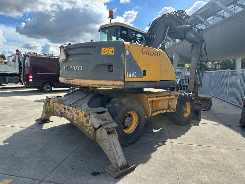 Volvo EW140 - حفار ذو عجلات: صورة 4 Volvo EW140 - حفار ذو عجلات: صورة 4