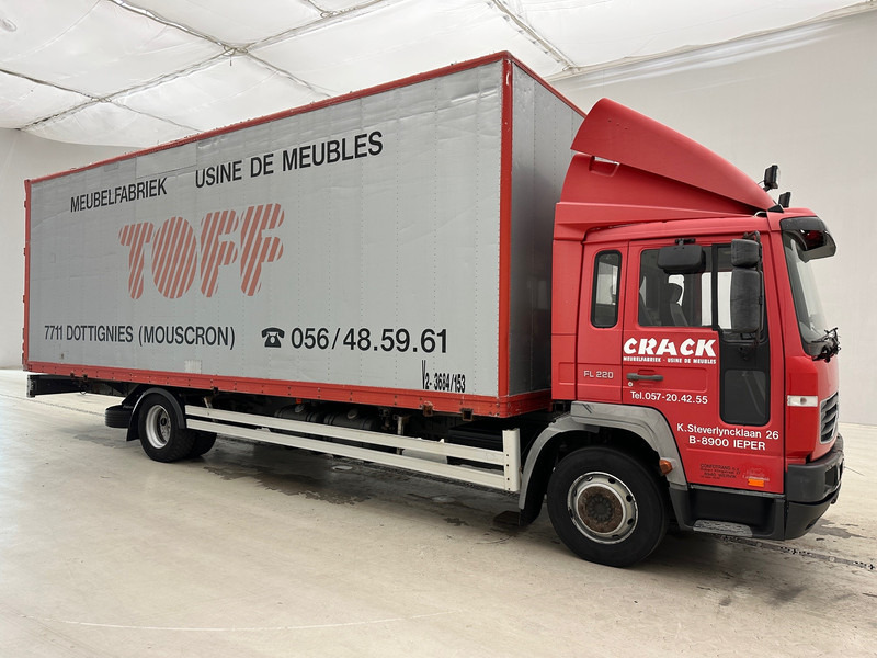 Volvo FL 220 - شاحنة صندوقية: صورة 3 Volvo FL 220 - شاحنة صندوقية: صورة 3