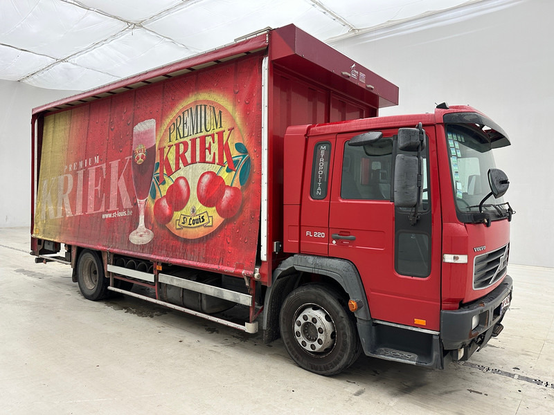 Volvo FL 220 - شاحنة ذات ستائر جانبية: صورة 3 Volvo FL 220 - شاحنة ذات ستائر جانبية: صورة 3