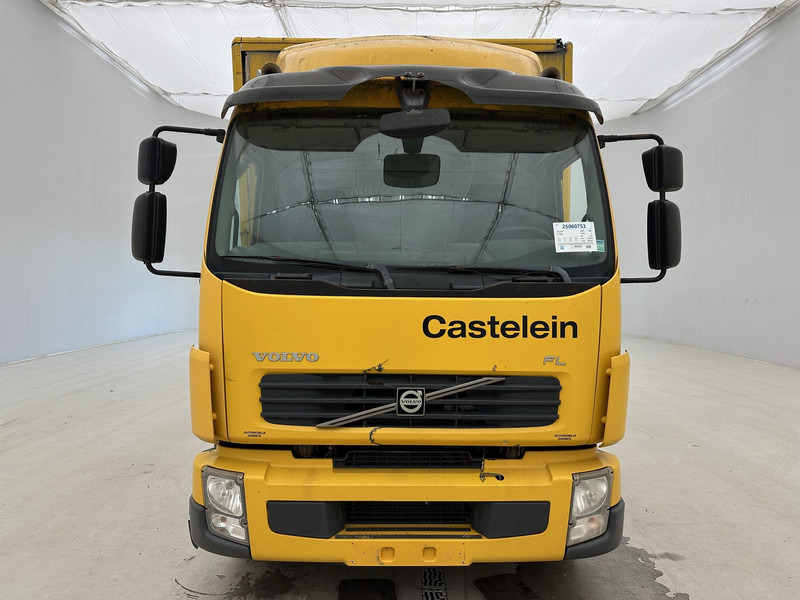 Volvo FL 240 - شاحنة صندوقية: صورة 2 Volvo FL 240 - شاحنة صندوقية: صورة 2
