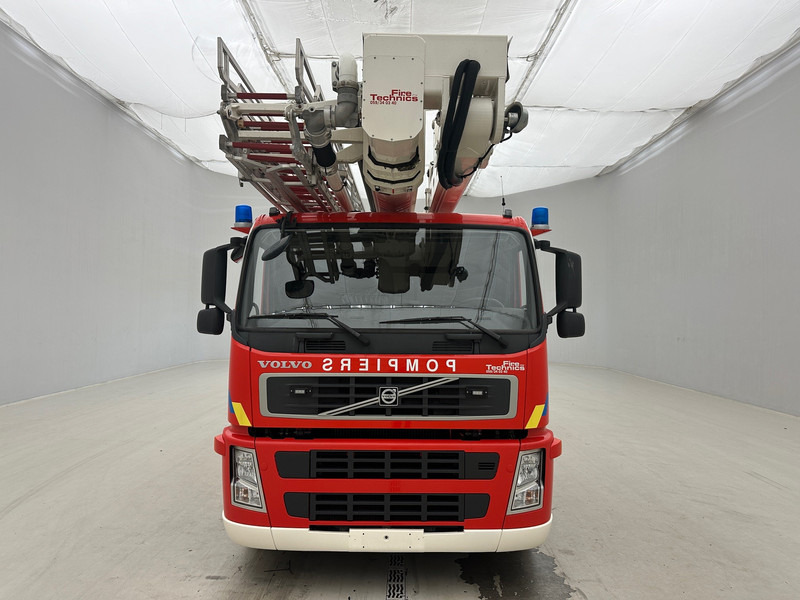 Volvo MAGIRUS ALP330 - FM 340 - 6x4 - شاحنة حريق: صورة 2 Volvo MAGIRUS ALP330 - FM 340 - 6x4 - شاحنة حريق: صورة 2