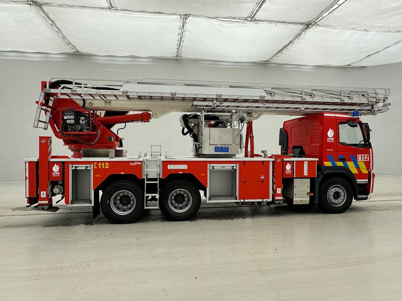 Volvo MAGIRUS ALP330 - FM 340 - 6x4 - شاحنة حريق: صورة 4 Volvo MAGIRUS ALP330 - FM 340 - 6x4 - شاحنة حريق: صورة 4