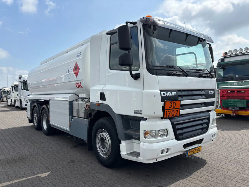 DAF CF 85.360 6X2 Euro 5 21300 Liter Fueltank - شاحنة صهريج: صورة 2 DAF CF 85.360 6X2 Euro 5 21300 Liter Fueltank - شاحنة صهريج: صورة 2