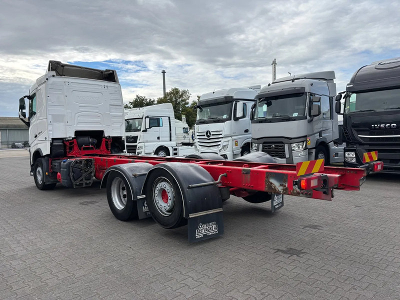 Volvo FH 500 6X2 Euro 6 - شاحنة بهيكل معدني للمقصورة: صورة 3 Volvo FH 500 6X2 Euro 6 - شاحنة بهيكل معدني للمقصورة: صورة 3