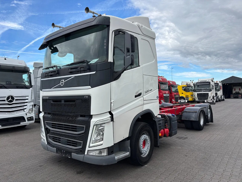 Volvo FH 500 6X2 Euro 6 - شاحنة بهيكل معدني للمقصورة: صورة 1 Volvo FH 500 6X2 Euro 6 - شاحنة بهيكل معدني للمقصورة: صورة 1