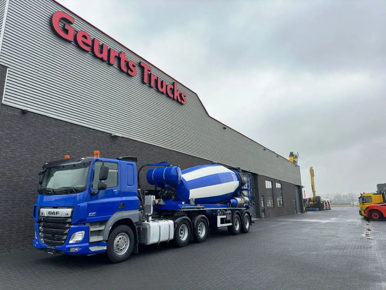 DAF CF 510 6X4 + DE BUF ST2 2-ASSIGE 10M3 CONCRE - مقطورة السحب: صورة 2 DAF CF 510 6X4 + DE BUF ST2 2-ASSIGE 10M3 CONCRE - مقطورة السحب: صورة 2