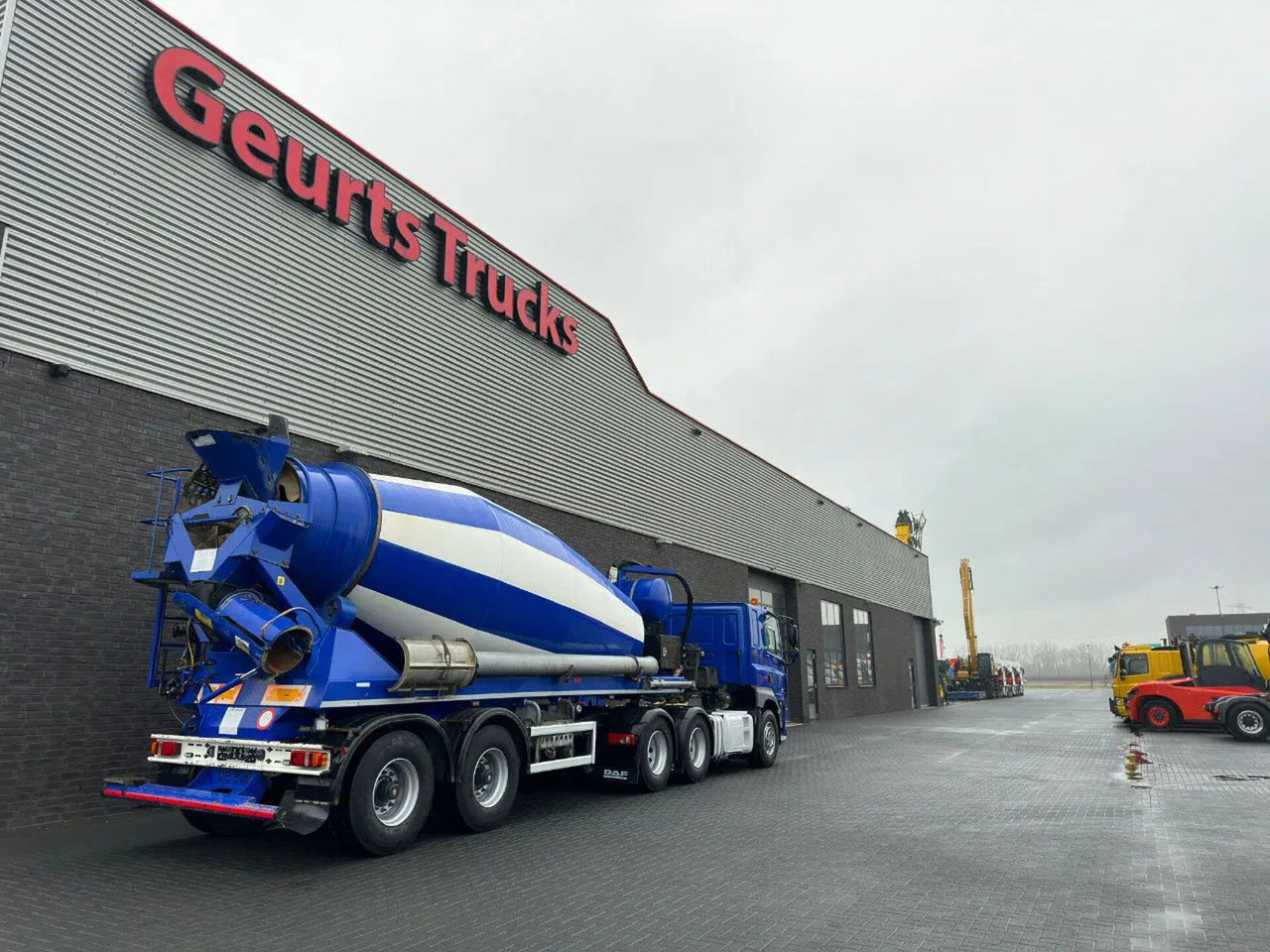 DAF CF 510 6X4 + DE BUF ST2 2-ASSIGE 10M3 CONCRE - مقطورة السحب: صورة 5 DAF CF 510 6X4 + DE BUF ST2 2-ASSIGE 10M3 CONCRE - مقطورة السحب: صورة 5