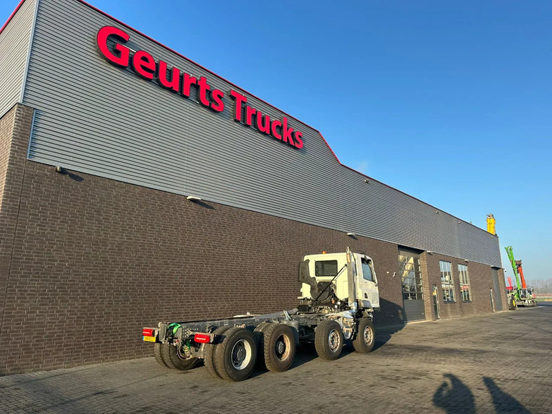 DAF CF 530 8X4 CHASSIS CAB SCHADE/UNFALL/DAMAGE - شاحنة بهيكل معدني للمقصورة: صورة 5 DAF CF 530 8X4 CHASSIS CAB SCHADE/UNFALL/DAMAGE - شاحنة بهيكل معدني للمقصورة: صورة 5