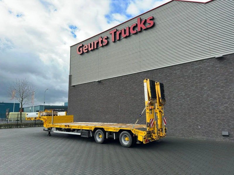 Goldhofer STZ-L2-22/80A SEMI LOWLOADER/DIEPLADER/TIEFLADER - نصف مقطورة بلودر منخفض: صورة 3 Goldhofer STZ-L2-22/80A SEMI LOWLOADER/DIEPLADER/TIEFLADER - نصف مقطورة بلودر منخفض: صورة 3