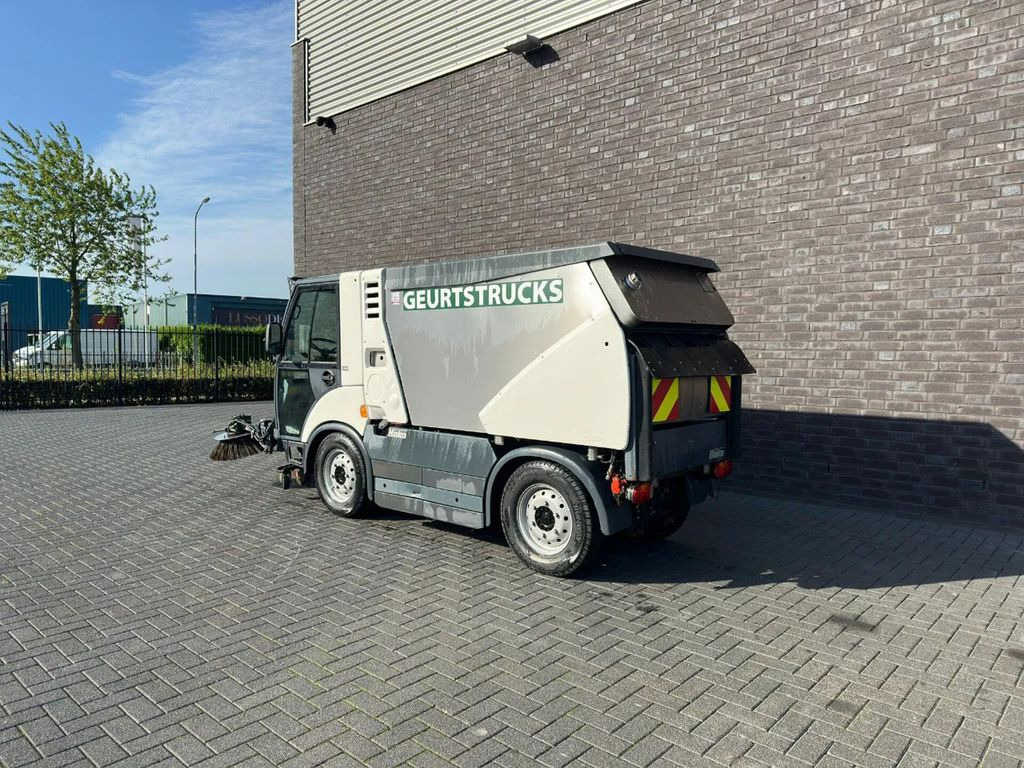 Hako CITYMASTER 2200 SWEEPING TRUCK/ KEHRMASCHINE/VEE - سياره كنس شوارع: صورة 5 Hako CITYMASTER 2200 SWEEPING TRUCK/ KEHRMASCHINE/VEE - سياره كنس شوارع: صورة 5