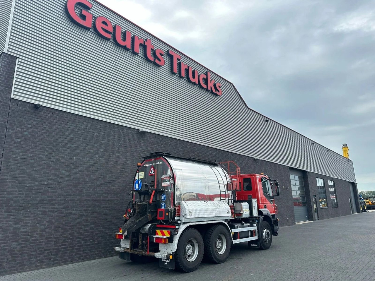 Iveco Trakker 330 6X4 LINNHOFF& HENNE AWÖL 600 6M3 ASF - شاحنة: صورة 5 Iveco Trakker 330 6X4 LINNHOFF& HENNE AWÖL 600 6M3 ASF - شاحنة: صورة 5