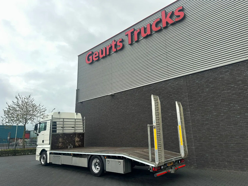 MAN TGX 4X2 LL-U OPRIJWAGEN / MACHINE TRANSPORTER / PLATEAU - شاحنة نقل سيارات شاحنة: صورة 3 MAN TGX 4X2 LL-U OPRIJWAGEN / MACHINE TRANSPORTER / PLATEAU - شاحنة نقل سيارات شاحنة: صورة 3