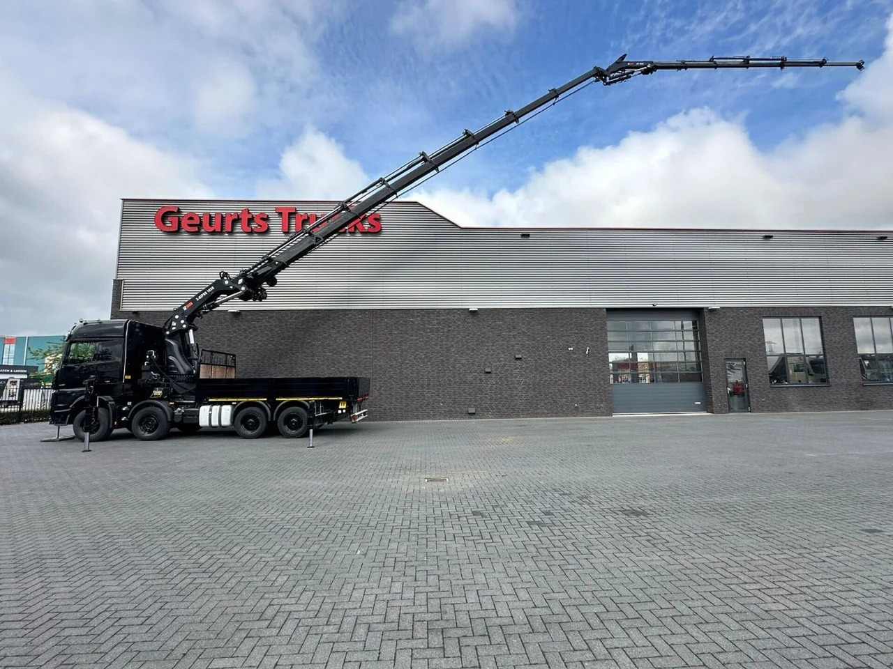 Mercedes-Benz Arocs 3251 8X4 + HIAB 1058 E-8 + JIB 150X-6 JDC - شاحنة كرين: صورة 1 Mercedes-Benz Arocs 3251 8X4 + HIAB 1058 E-8 + JIB 150X-6 JDC - شاحنة كرين: صورة 1