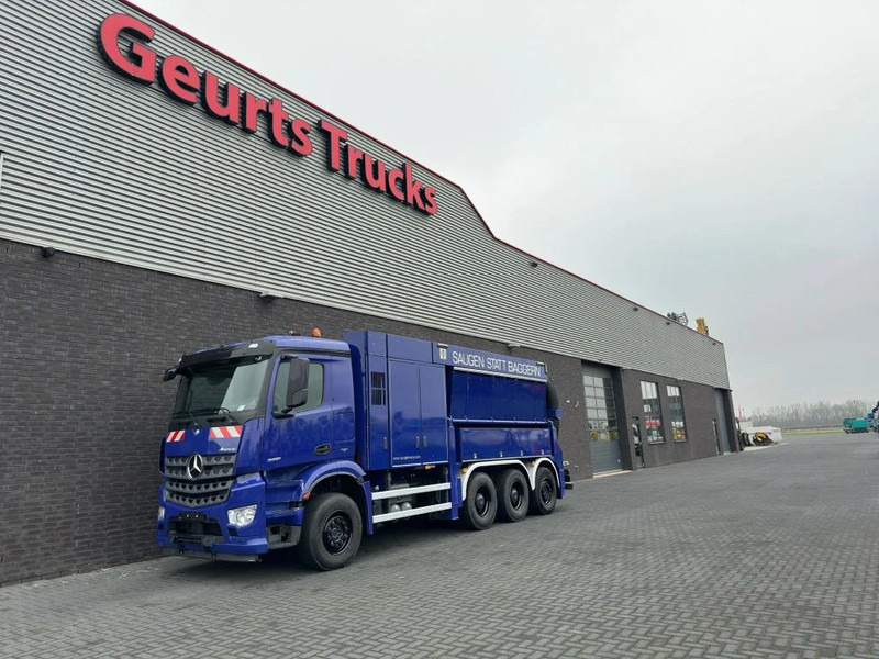 Mercedes-Benz Arocs 3251 8X4 RSP ESE 6 RD 8000 SAUGBAGGER/SUCTIONEXCAVATOR/GRONDZUIGER - فراغ شاحنة: صورة 2 Mercedes-Benz Arocs 3251 8X4 RSP ESE 6 RD 8000 SAUGBAGGER/SUCTIONEXCAVATOR/GRONDZUIGER - فراغ شاحنة: صورة 2