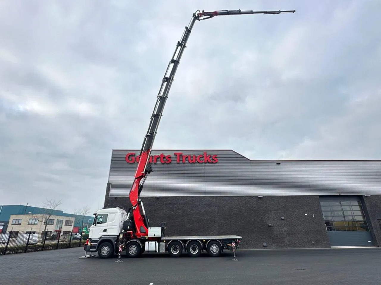 Scania R520 V8 10X4 TRIDEM + F1650RA.2.28 + JIB L816 KR - شاحنة كرين: صورة 4 Scania R520 V8 10X4 TRIDEM + F1650RA.2.28 + JIB L816 KR - شاحنة كرين: صورة 4