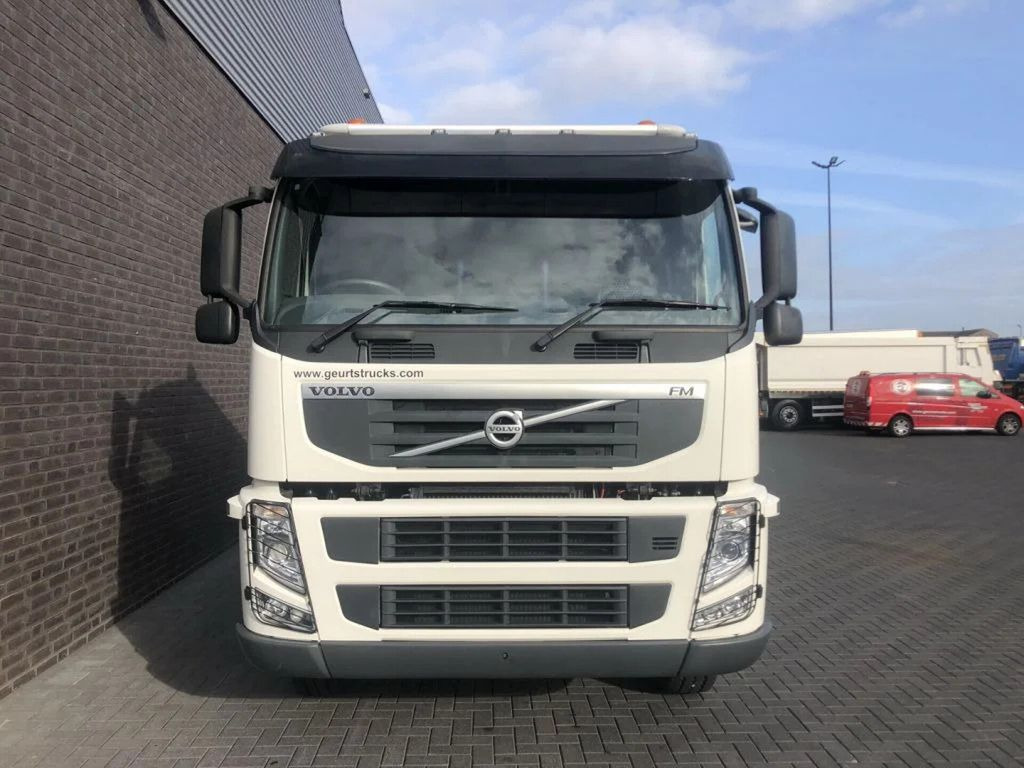 Volvo FM 370 6X4 CARGO TRUCK RHD UNUSED - شاحنات مسطحة: صورة 5 Volvo FM 370 6X4 CARGO TRUCK RHD UNUSED - شاحنات مسطحة: صورة 5