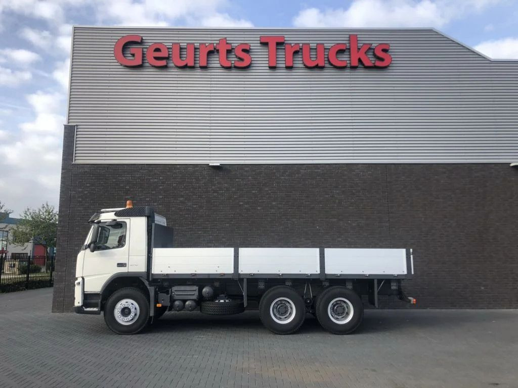 Volvo FM 370 6X4 CARGO TRUCK RHD UNUSED - شاحنات مسطحة: صورة 1 Volvo FM 370 6X4 CARGO TRUCK RHD UNUSED - شاحنات مسطحة: صورة 1