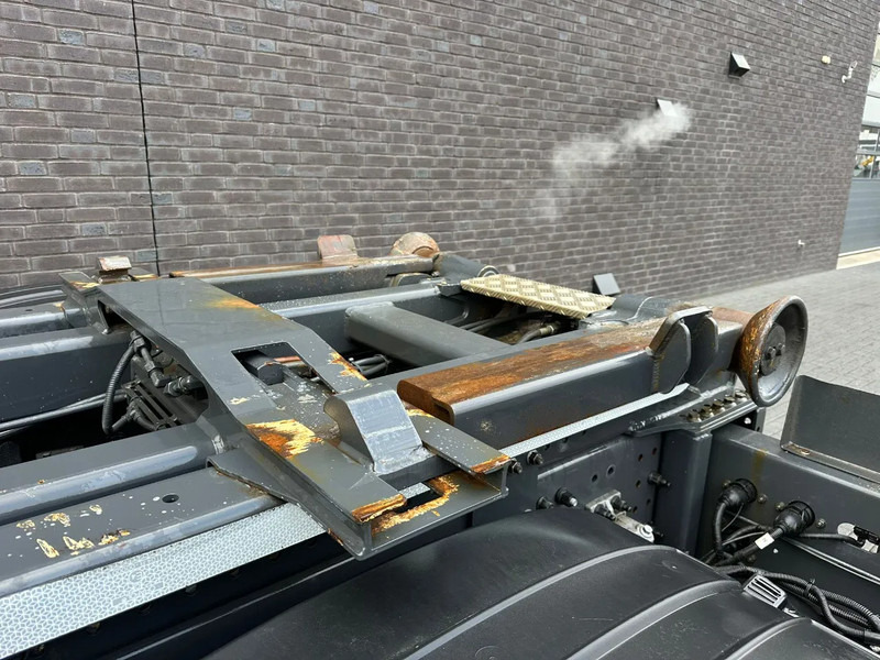 تأجير Volvo FM 460 8X4 PALFINGER + HAAKARMSYTEEM + PALFINGER PK 19.001 SLD 5 KRAAN/KRAN/CRANE/GRUA Volvo FM 460 8X4 PALFINGER + HAAKARMSYTEEM + PALFINGER PK 19.001 SLD 5 KRAAN/KRAN/CRANE/GRUA: صورة 19 تأجير Volvo FM 460 8X4 PALFINGER + HAAKARMSYTEEM + PALFINGER PK 19.001 SLD 5 KRAAN/KRAN/CRANE/GRUA Volvo FM 460 8X4 PALFINGER + HAAKARMSYTEEM + PALFINGER PK 19.001 SLD 5 KRAAN/KRAN/CRANE/GRUA: صورة 19