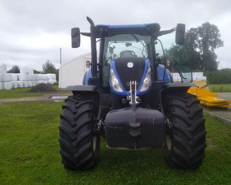 NEW HOLLAND T7.175 - جرار: صورة 2 NEW HOLLAND T7.175 - جرار: صورة 2