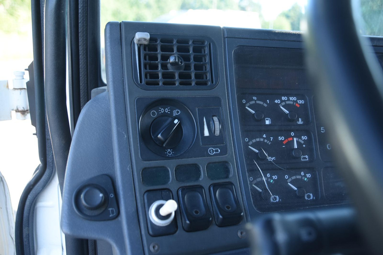 تأجير SCANIA P94     220 SCANIA P94     220: صورة 14