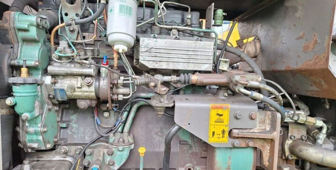 Volvo EW160 - حفار ذو عجلات: صورة 2 Volvo EW160 - حفار ذو عجلات: صورة 2