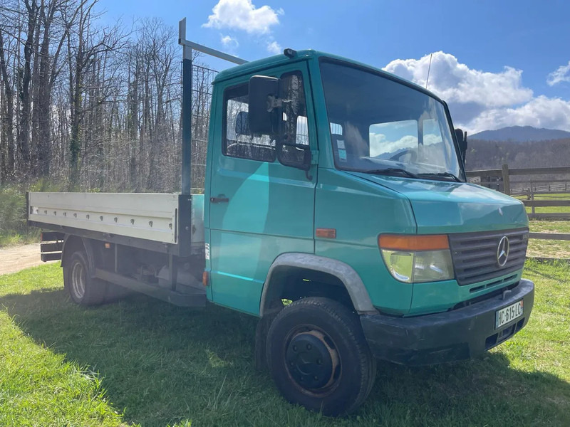 Mercedes-Benz 612 MANUEL gearbox - شاحنة صندوقية: صورة 3 Mercedes-Benz 612 MANUEL gearbox - شاحنة صندوقية: صورة 3