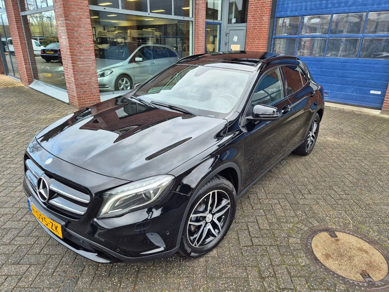 Mercedes-Benz GLA 200 AMG line. verkocht Automaat prestige - سيارة: صورة 2 Mercedes-Benz GLA 200 AMG line. verkocht Automaat prestige - سيارة: صورة 2