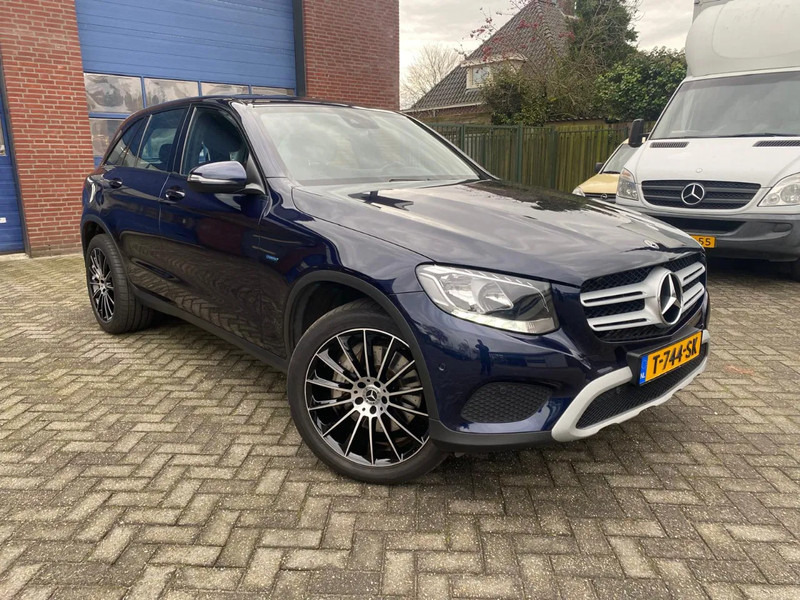 Mercedes-Benz GLC. 4 matic..... 350E benzine /Hybrid - سيارة دفع رباعي: صورة 1 Mercedes-Benz GLC. 4 matic..... 350E benzine /Hybrid - سيارة دفع رباعي: صورة 1