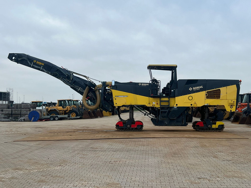 Bomag BM2000/75 Cold Planer - معــدات الاسفلت: صورة 2 Bomag BM2000/75 Cold Planer - معــدات الاسفلت: صورة 2