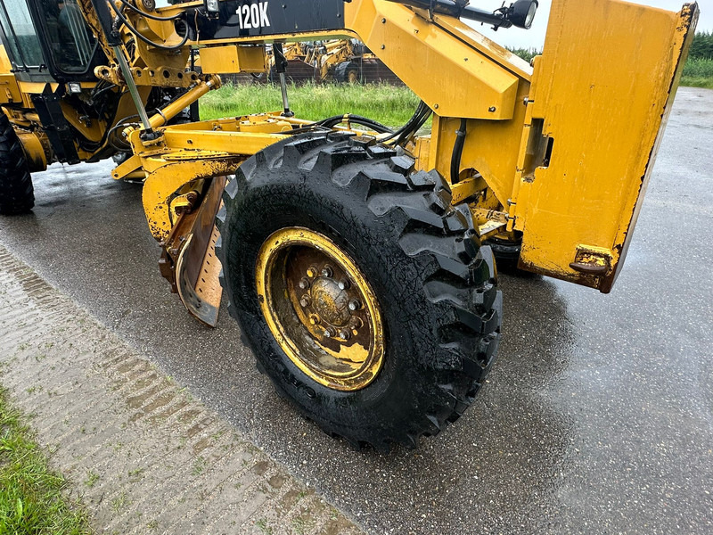 ماكينة تسوية Caterpillar 120K | NEW TIRES: صورة 10