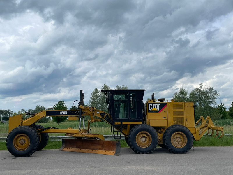 Caterpillar 120K | NEW TIRES - ماكينة تسوية: صورة 1 Caterpillar 120K | NEW TIRES - ماكينة تسوية: صورة 1