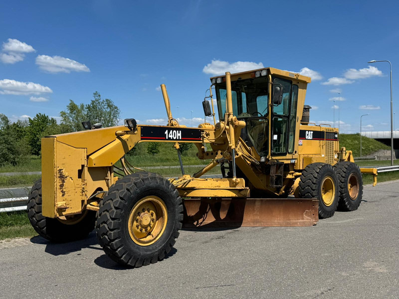 Caterpillar 140H 3306 engine - ماكينة تسوية: صورة 2 Caterpillar 140H 3306 engine - ماكينة تسوية: صورة 2