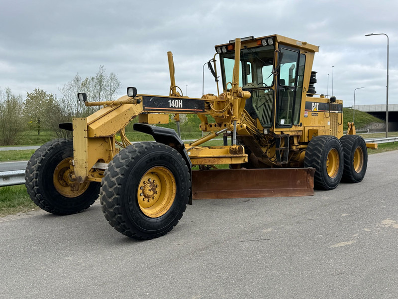 Caterpillar 140H 3306 engine - ماكينة تسوية: صورة 2 Caterpillar 140H 3306 engine - ماكينة تسوية: صورة 2