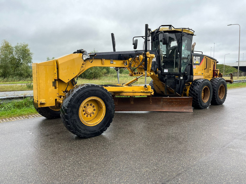 Caterpillar 140M - ماكينة تسوية: صورة 2 Caterpillar 140M - ماكينة تسوية: صورة 2